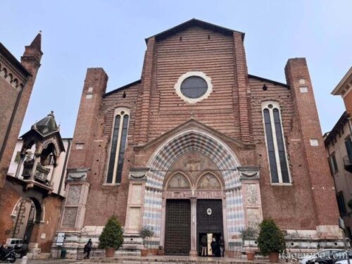 ヴェローナ　サンタ・アナスタシア教会 （Basilica di Santa Anastasia）