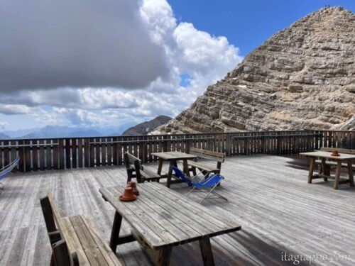 トファーナ山頂　展望台