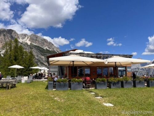 トファーナ　Col Drusciè のレストラン