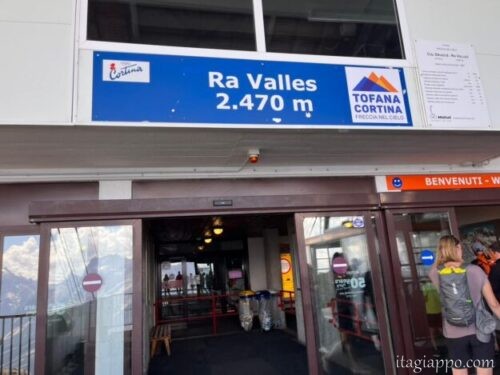 トファーナ　Ra Valles ラ・ヴァレス